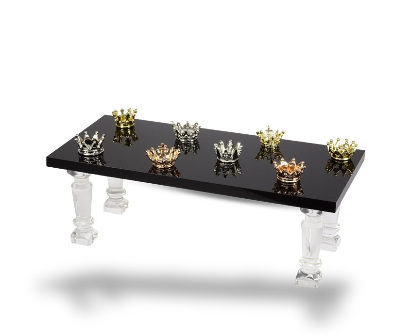 accessoires pour l epiphanie 2026 avec primepre table design noir couronnes de succes serie de feves